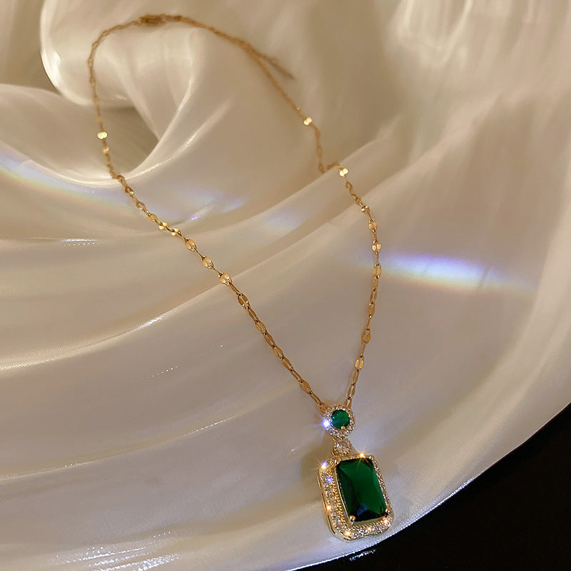 Vintage Premium Zircon Emerald Crystal Geometric Necklace